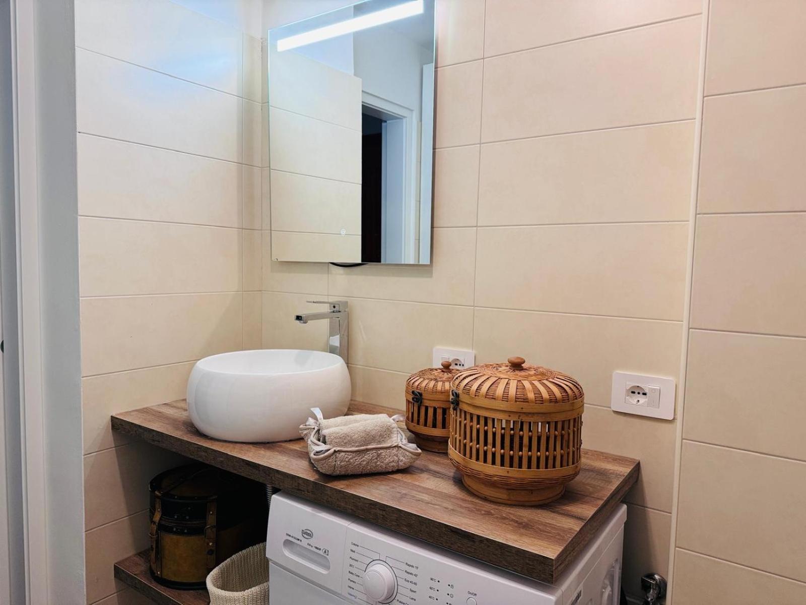 Comecasa Suite Porta Nuova Milan Bagian luar foto